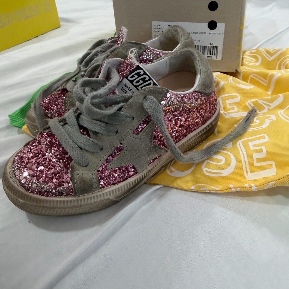 Golden Goose Kids Pink Glitter Superstar Sneakers with Gray Suede Trim